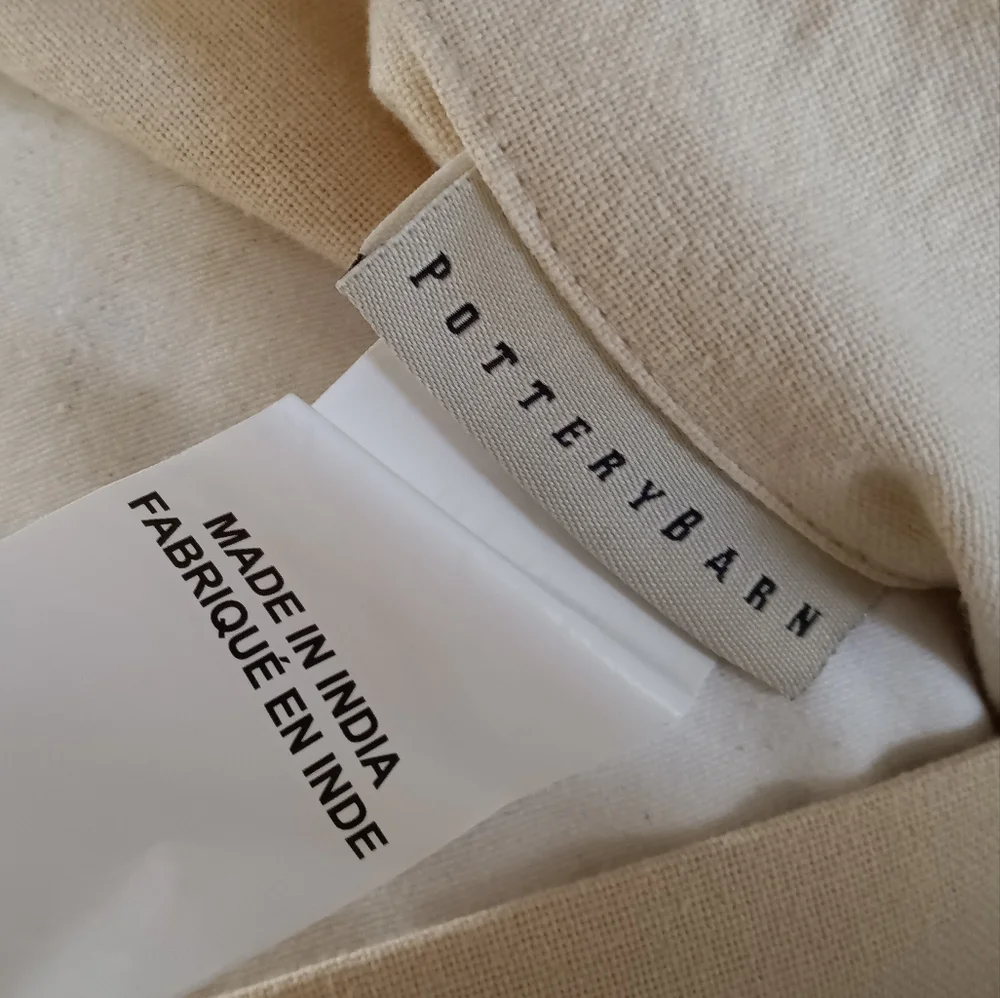 Pottery Barn Gracie Crewel Pillow w/ Feather Insert 20 X 20